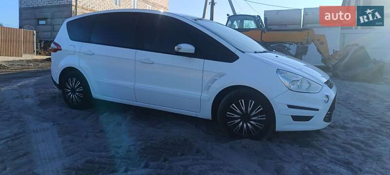 Мінівен Ford S-Max 2013 в Хмільнику