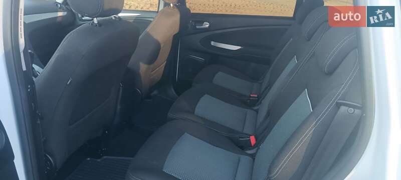 Мінівен Ford S-Max 2013 в Хмільнику