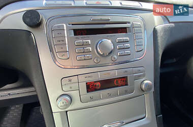 Минивэн Ford S-Max 2009 в 