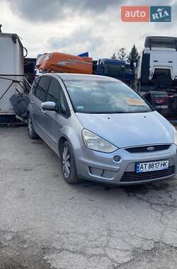 Минивэн Ford S-Max 2006 в 