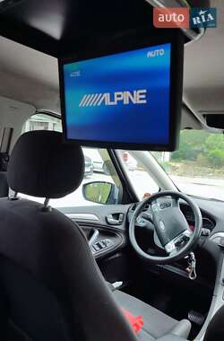 Минивэн Ford S-Max 2010 в 