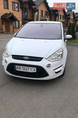 Минивэн Ford S-Max 2013 в 