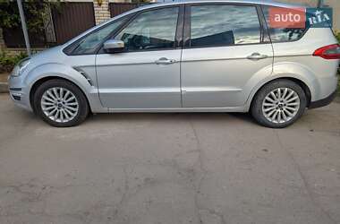 Минивэн Ford S-Max 2014 в 