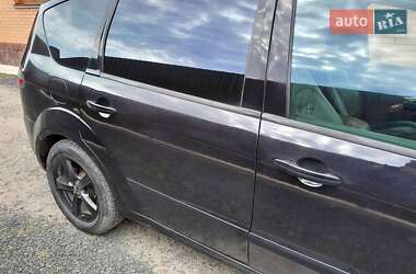 Минивэн Ford S-Max 2006 в 