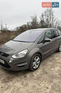 Минивэн Ford S-Max 2013 в Обухове