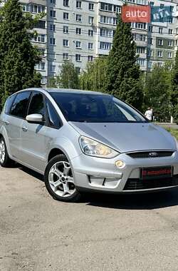 Минивэн Ford S-Max 2009 в 