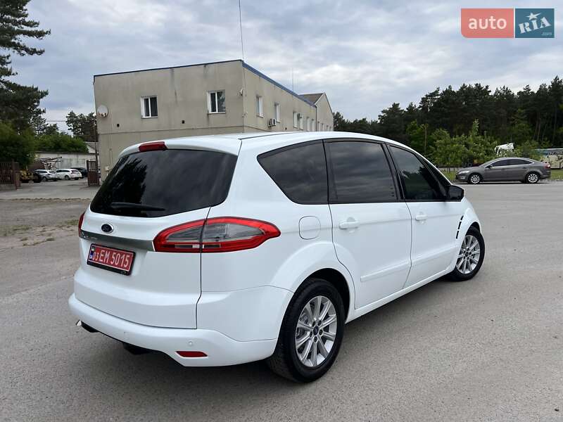 Мінівен Ford S-Max 2013 в Радивиліві