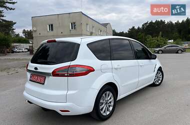 Минивэн Ford S-Max 2013 в 