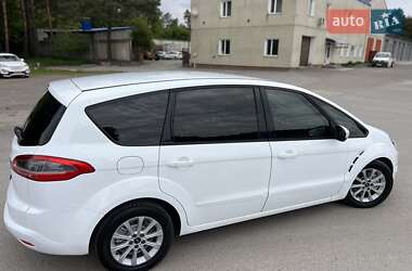 Минивэн Ford S-Max 2013 в 