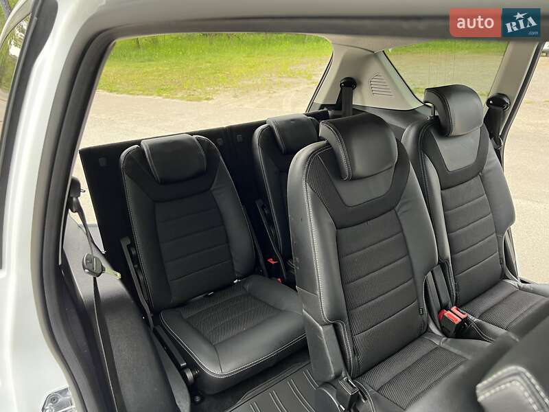 Мінівен Ford S-Max 2013 в Радивиліві