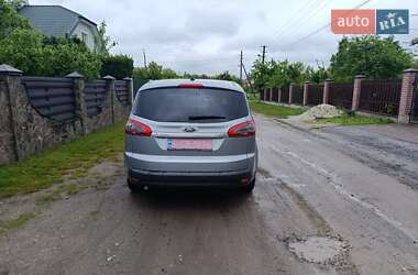 Мінівен Ford S-Max 2013 в 