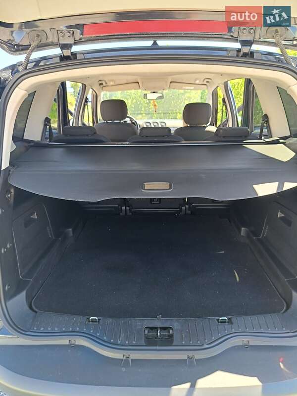 Минивэн Ford S-Max 2014 в Днепре