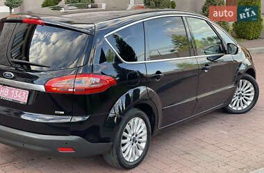 Минивэн Ford S-Max 2011 в 