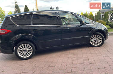 Минивэн Ford S-Max 2011 в 