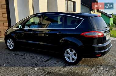 Минивэн Ford S-Max 2013 в 