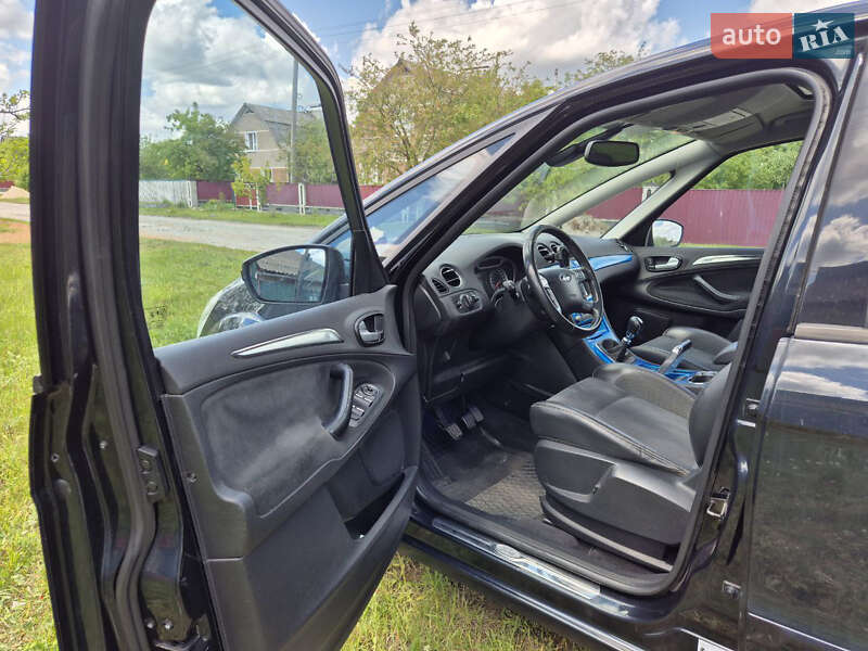 Минивэн Ford S-Max 2008 в Киеве