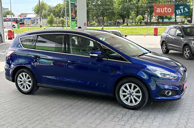 Минивэн Ford S-Max 2017 в 