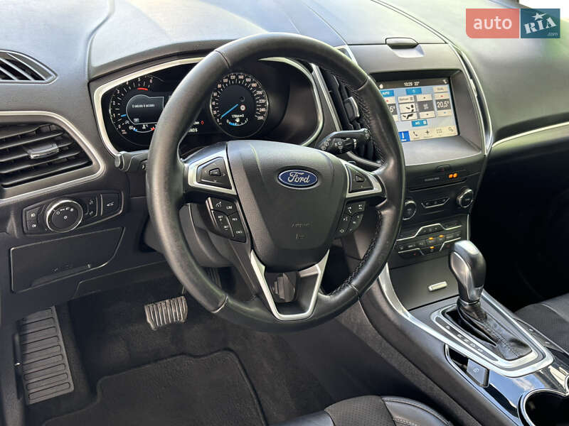 Минивэн Ford S-Max 2017 в Житомире