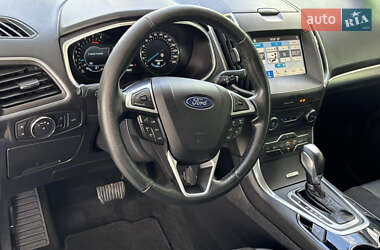 Минивэн Ford S-Max 2017 в 