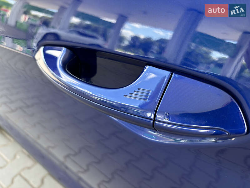 Минивэн Ford S-Max 2017 в Житомире