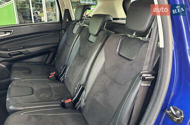 Минивэн Ford S-Max 2017 в 