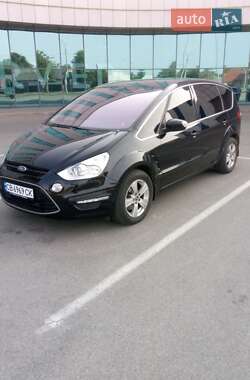 Минивэн Ford S-Max 2012 в 
