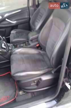 Минивэн Ford S-Max 2012 в 