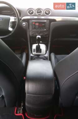 Минивэн Ford S-Max 2012 в 