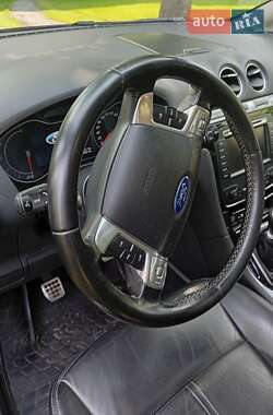 Минивэн Ford S-Max 2012 в 