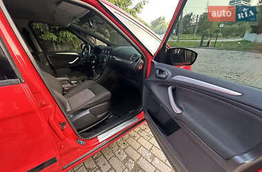 Минивэн Ford S-Max 2012 в 