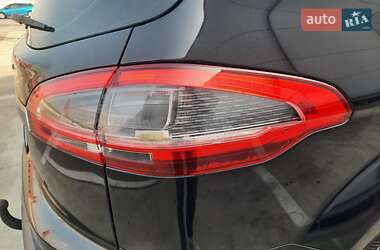 Минивэн Ford S-Max 2013 в 
