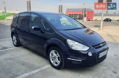 Минивэн Ford S-Max 2013 в 