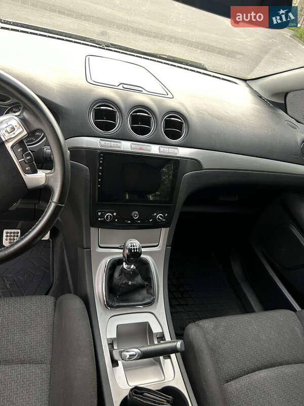 Минивэн Ford S-Max 2009 в Надворной