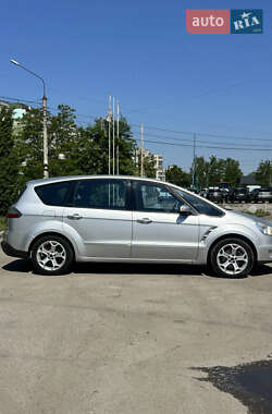 Минивэн Ford S-Max 2009 в 