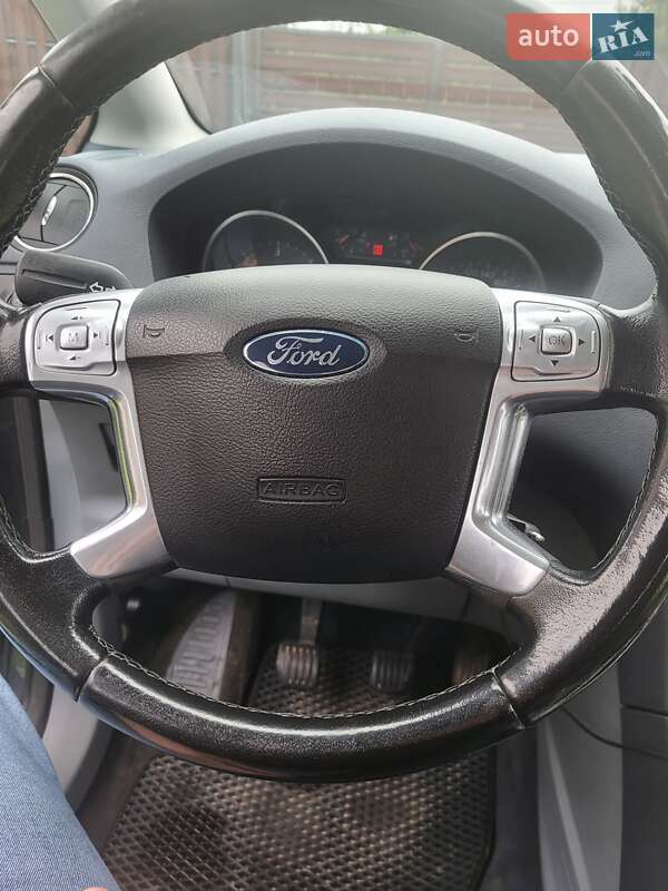 Минивэн Ford S-Max 2007 в Калуше