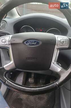 Минивэн Ford S-Max 2007 в 