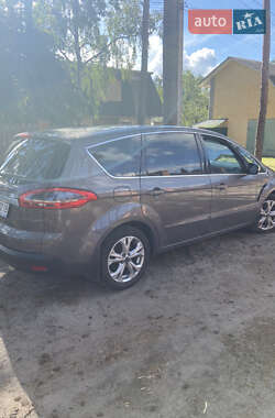 Минивэн Ford S-Max 2014 в 