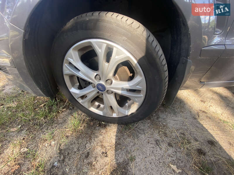 Минивэн Ford S-Max 2014 в Ирпене