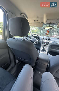 Минивэн Ford S-Max 2007 в 