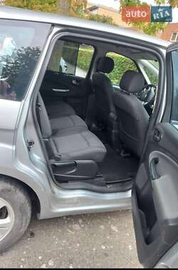 Минивэн Ford S-Max 2007 в 