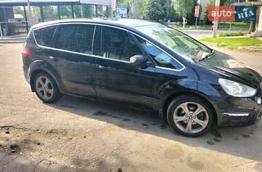 Минивэн Ford S-Max 2011 в 