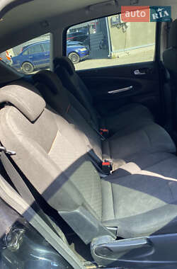 Минивэн Ford S-Max 2008 в 