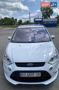 Минивэн Ford S-Max 2013 в 