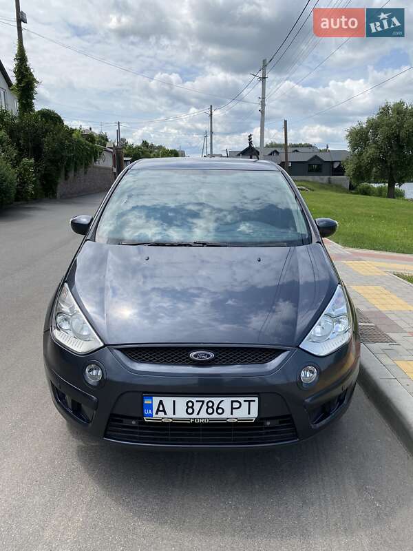 Минивэн Ford S-Max 2008 в 