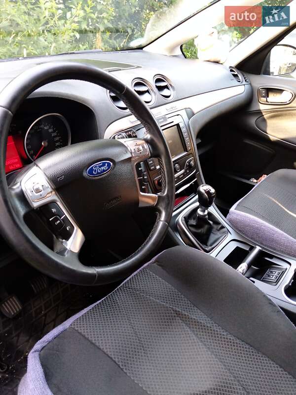 Ford S-Max 2014