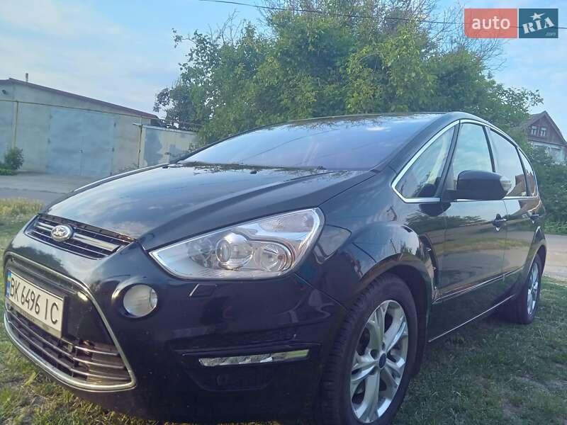 Мінівен Ford S-Max 2014 в 