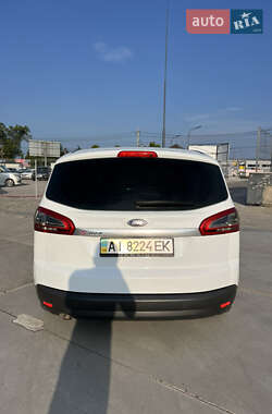 Минивэн Ford S-Max 2013 в 