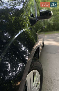 Минивэн Ford S-Max 2011 в 