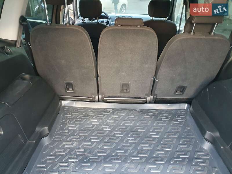 Минивэн Ford S-Max 2013 в Черноморске