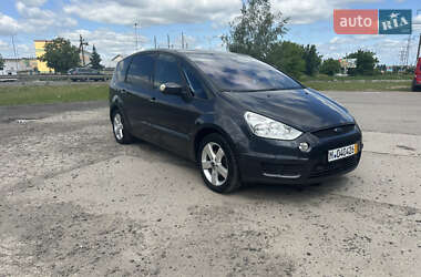 Мінівен Ford S-Max 2010 в 